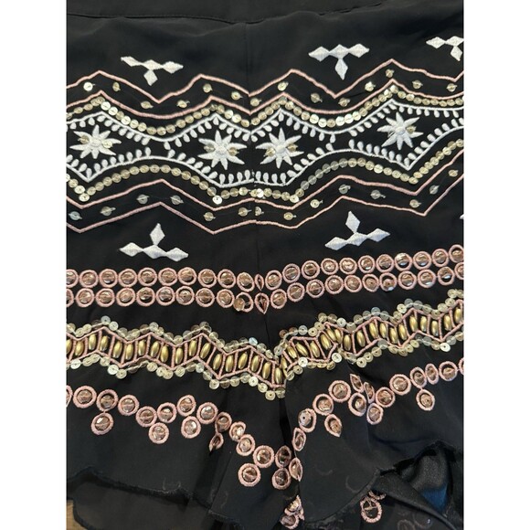 Black Sequin Stylish Side Zip Waist Shorts, Size L - Picture 2 of 8